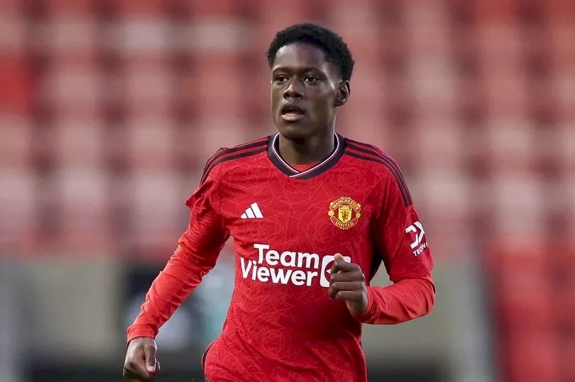 Man United berhasil menangkan persaingan untuk menyegel wonderkid Bendito Mantato
